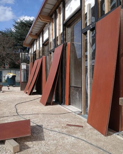 Pavillons en réemploi à l’éco-lieu « C 2Mains »