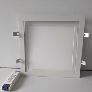 Dalle lumineuse encastrée